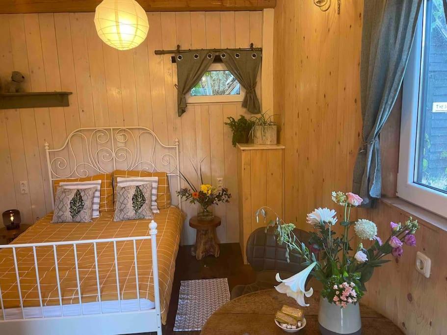 The Tiny Garage Apartment Кампен Екстериор снимка