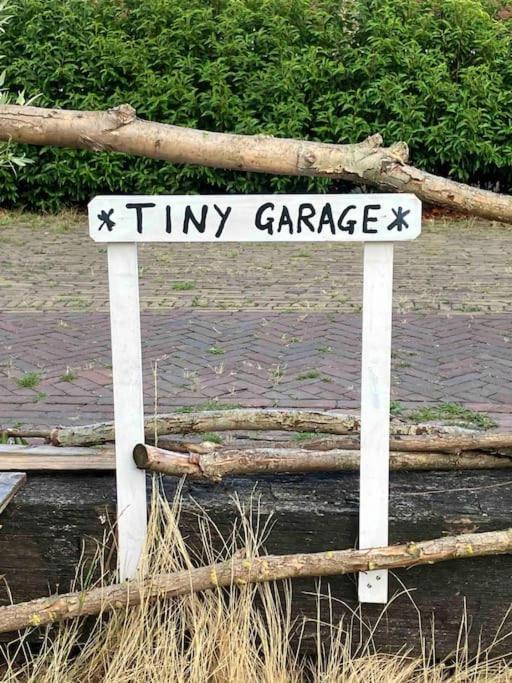 The Tiny Garage Apartment Кампен Екстериор снимка